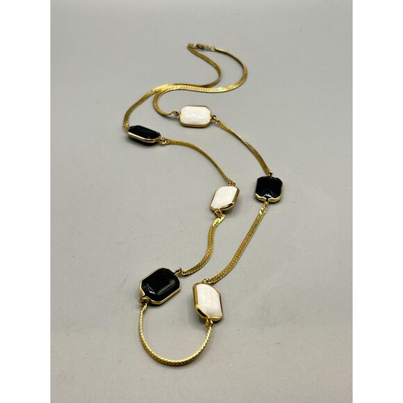 Vintage 90s Gold Tone Necklace with Black & White Acrylic Stones 28" Long - Picture 2 of 7